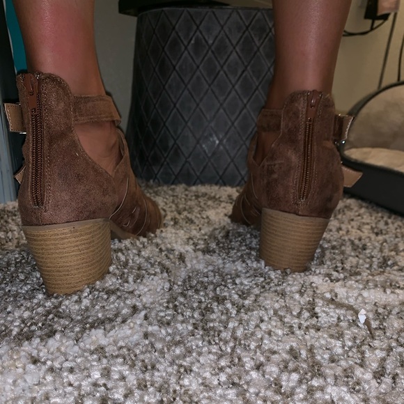 Brown booties! - Picture 3 of 3